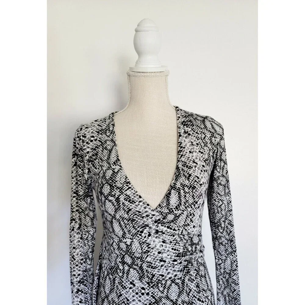 Good American Black White Python Runaround Midi Maxi Wrap Snakeskin Dress Small - Picture 5 of 13